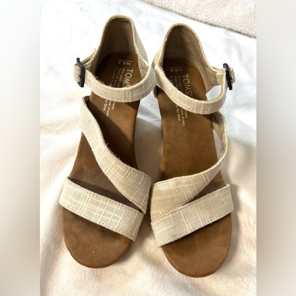 Toms Beige Wedge Sandals Adjustable Strap Cork Wedge Women’s Size 6.5 - Picture 2 of 11